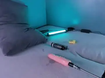 Chaturbate Live Sex of crystalbloomm