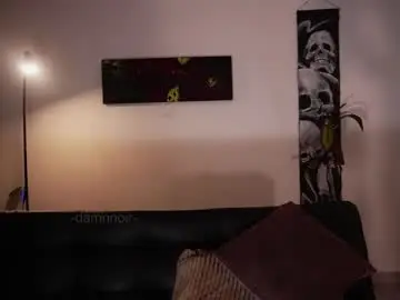 Chaturbate Live Sex Cam of damnnoir