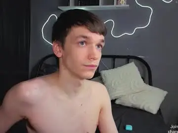 Chaturbate Live Sex Cam of fullpower_couple