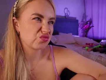 Chaturbate Nude Webcam of kitty_ricky