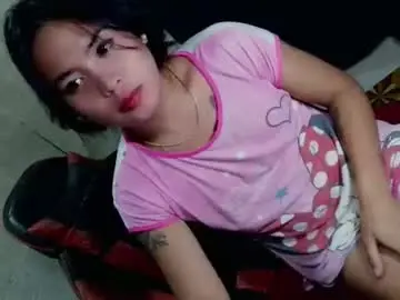 Chaturbate Watch Live Sex Cams of milkycumnel23