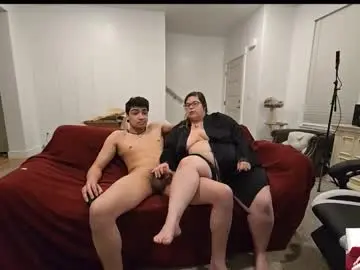 Chaturbate Sex Cam of theslutcouple98