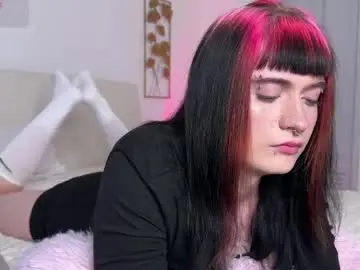 Chaturbate Live Sex Cam of vailyreb