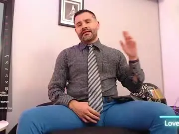 Chaturbate Watch Live Sex Cams of jonas_beard1