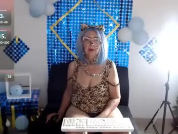Chaturbate Live Sex Cam of ruth_blue21