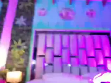 Chaturbate Free Live Porn of mari_cooper1