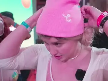 Chaturbate Watch Live Sex Cams of tantric_eden_