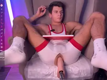 Chaturbate Live Sex Cam of walt_enjoy