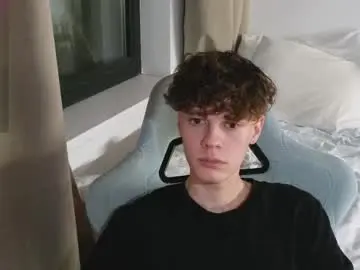 Chaturbate Free Porn Cam of cute_thomas