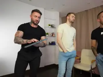 Chaturbate Live Sex Cam of demianblake