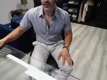 Chaturbate Best live sex cam show of latino23bom