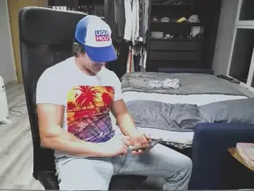 Chaturbate Live Sex Cam of latino23bom