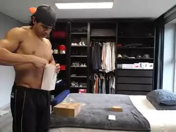 Chaturbate Free Porn Cam of latino23bom