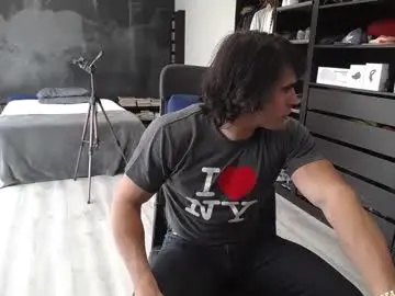Chaturbate Live Sex Cam of latino23bom