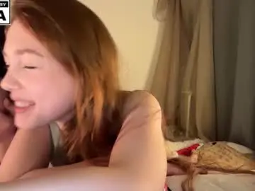 Chaturbate Free Porn Cam of miafleur