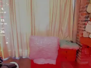 Chaturbate Watch Live Sex Cams of thegoldenbitch