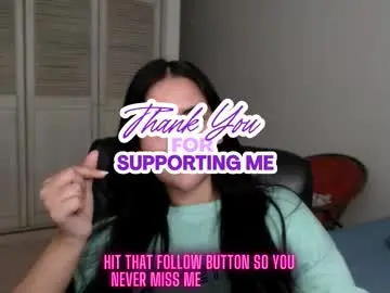 Chaturbate Live Sex Cam of baddie_maddie_