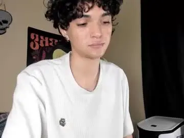 Chaturbate Live Sex Cam of halan_jr