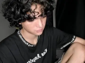 Chaturbate Live Sex Cam of halan_jr