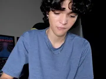 Chaturbate Live Sex Cam of halan_jr