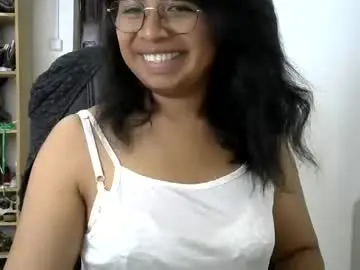 Chaturbate Live Porn of liora_selene