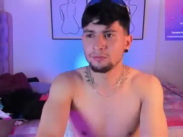 Chaturbate Watch Live Sex Cams of valentinoo_10