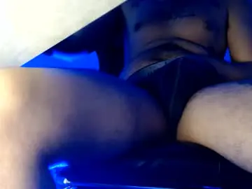 Chaturbate Free Porn Cam of woondeer17