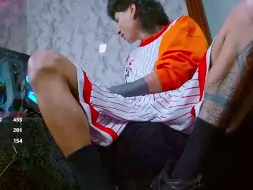 Chaturbate Live Sex Cam of daniel_deluxx