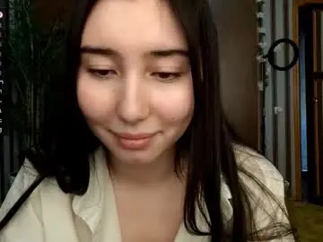 Chaturbate Free Live Porn of leonieschmith