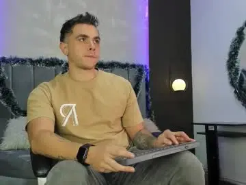 Chaturbate Live Porn of liam_walk