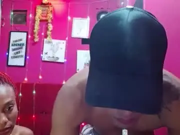 Chaturbate Sex Cam of sara_and_elver