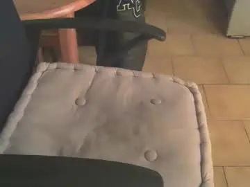 Chaturbate Free Porn Cam of wade_birdie2