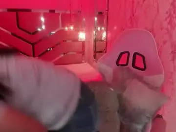 Chaturbate Nude Webcam of amyevan_