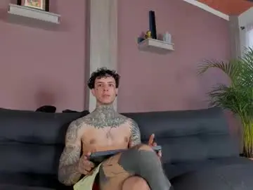 Chaturbate Adult Webcam of aron_ford
