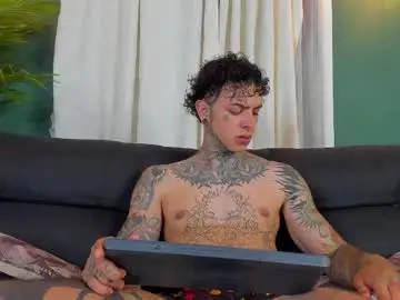 Chaturbate Adult Webcams of aron_ford