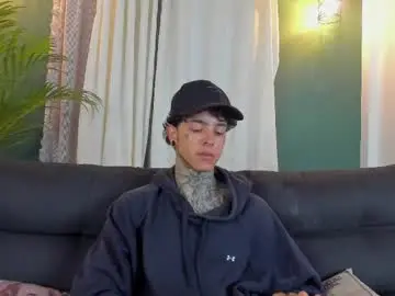 Chaturbate Best Webcam of aron_ford