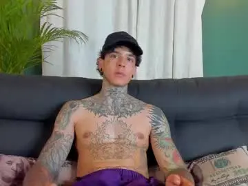 Chaturbate Best live sex cam show of aron_ford
