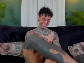 Chaturbate Sex Chat of aron_ford