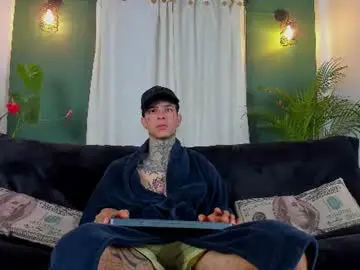 Chaturbate Adult Video Chat of aron_ford