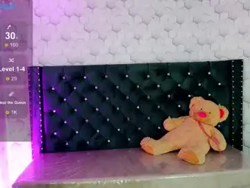 Chaturbate Nude Webcam of diamondfox_m