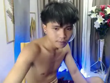 Chaturbate Free Live Porn of itzme_urhornyjerwin