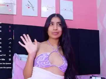 Chaturbate Live Porn of littlee_emilyy_