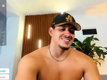 Chaturbate Adult Webcam of lucasanto_