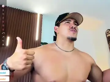 Chaturbate Nude Webcam of lucasanto_