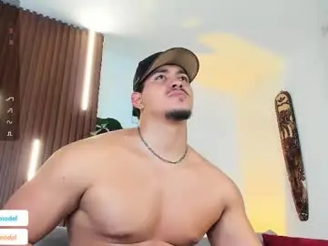 Chaturbate Live Porn of lucasanto_