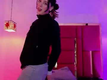 Chaturbate Sex Cam of moon_winy