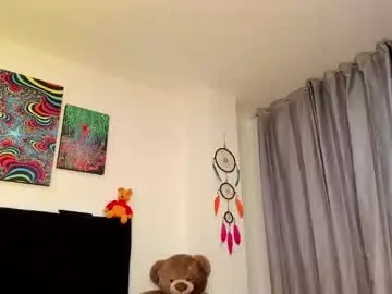 Chaturbate Free Porn Cam of violetbunnyy1