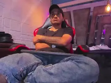 Chaturbate Nude Webcam of axell_cross2