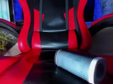 Chaturbate Live Porn of axell_cross2