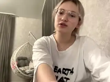 Chaturbate Best live sex cam show of candelariahile